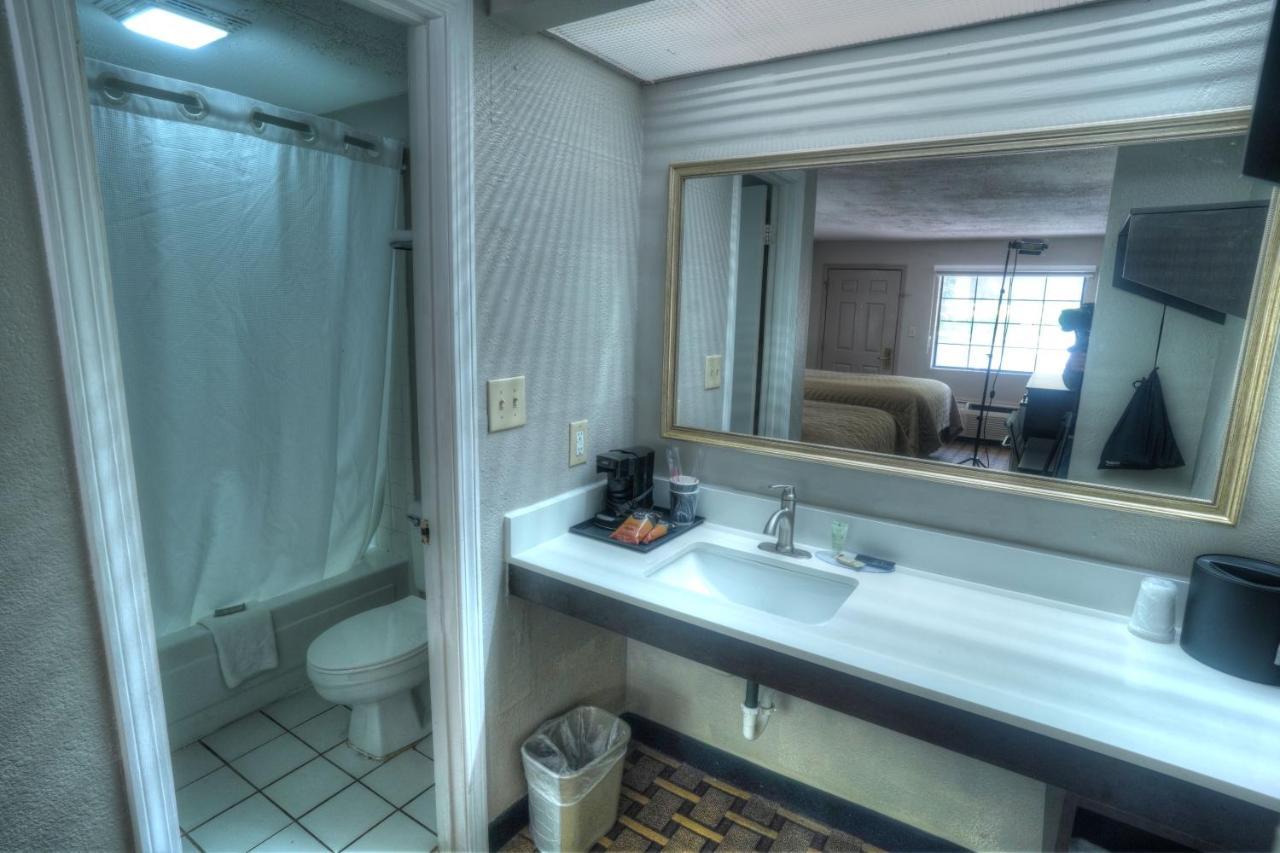 Amerivu Inn & Suites - Helen - Downtown المظهر الخارجي الصورة