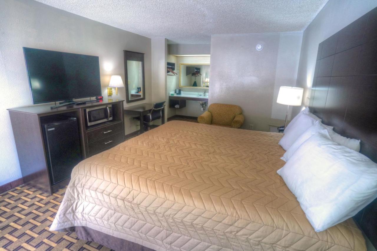 Amerivu Inn & Suites - Helen - Downtown المظهر الخارجي الصورة