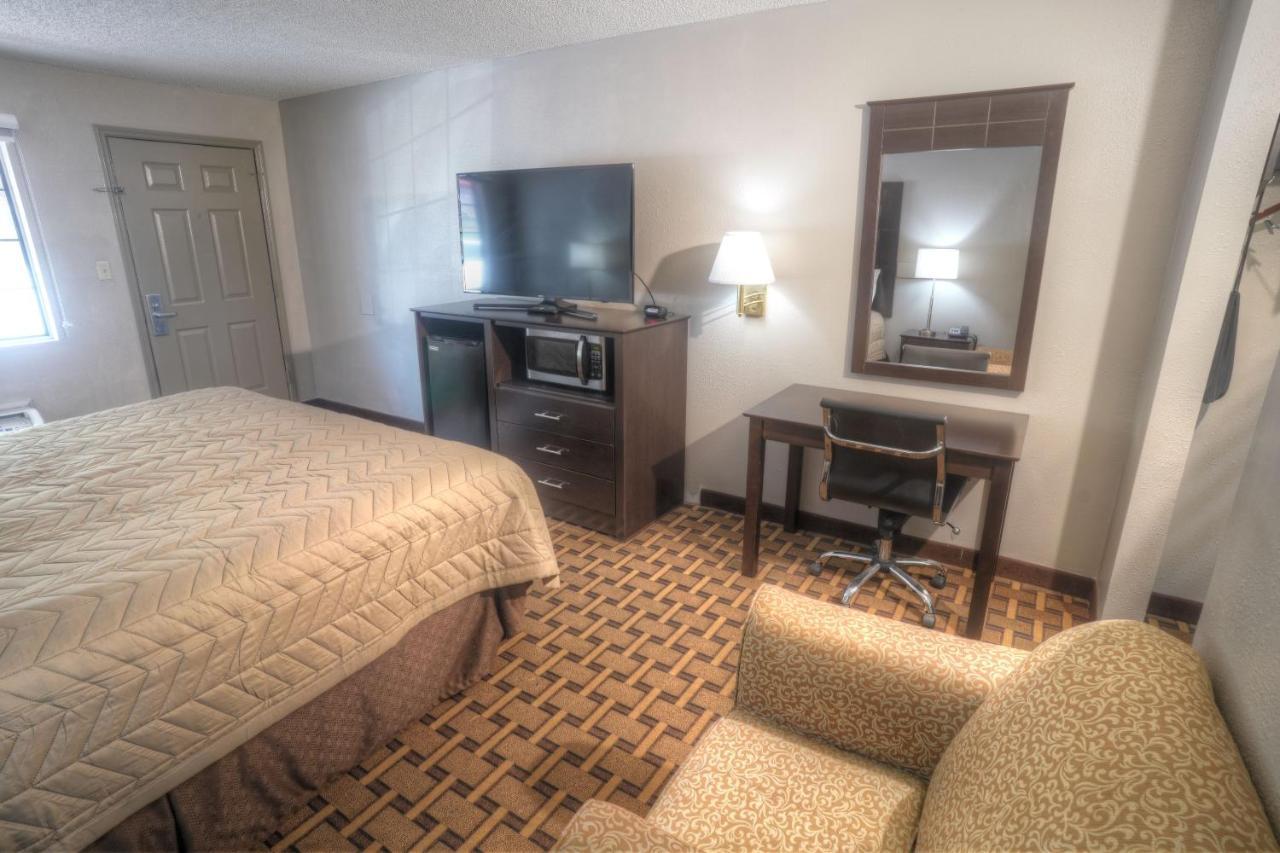 Amerivu Inn & Suites - Helen - Downtown المظهر الخارجي الصورة