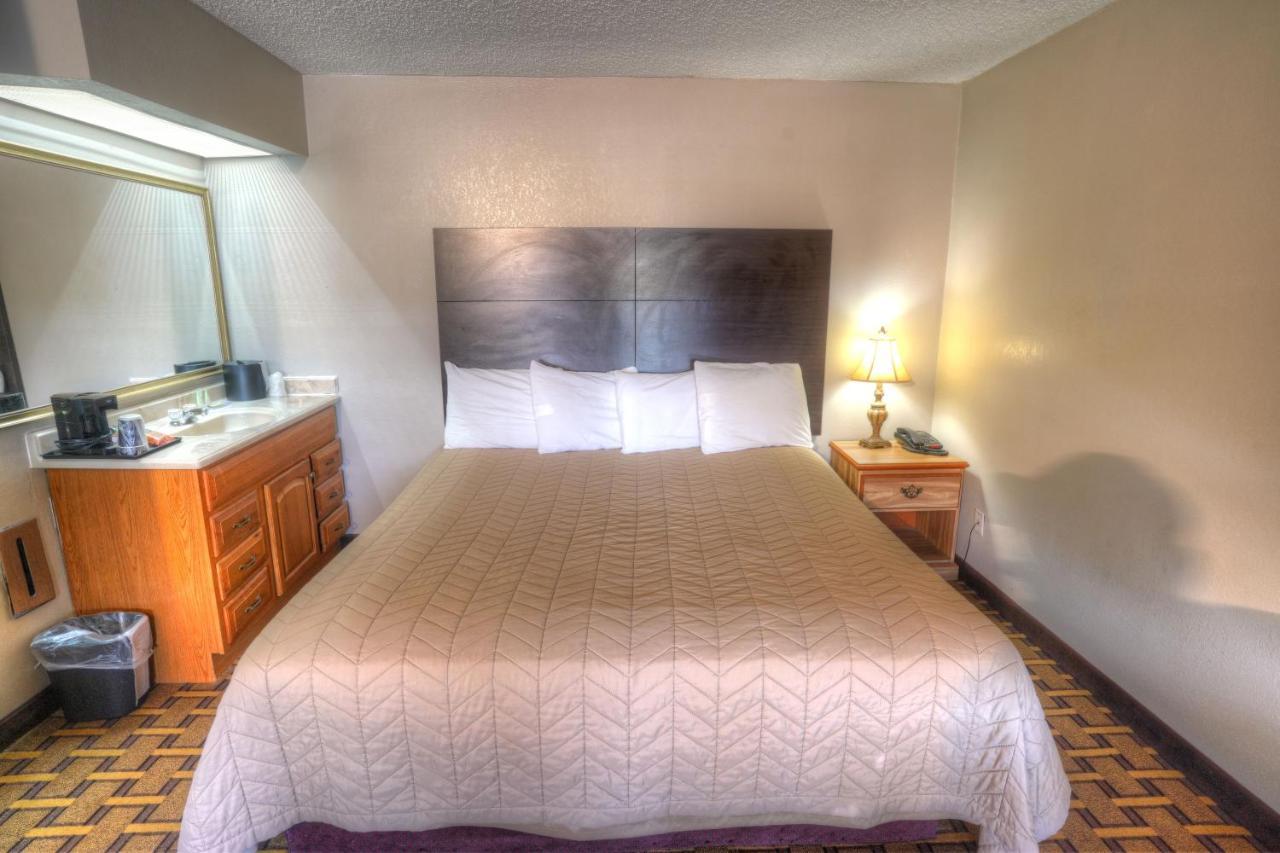 Amerivu Inn & Suites - Helen - Downtown المظهر الخارجي الصورة